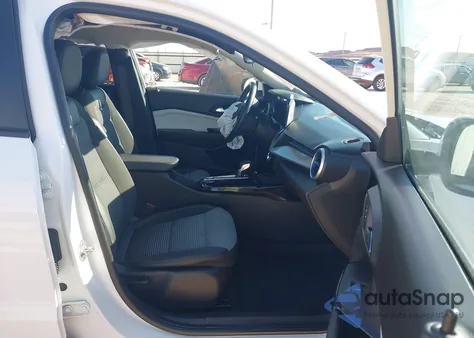 2024 Chevrolet Trax Fwd Lt z USA, uszkodzony, nr VIN KL77LHE2XRC217241